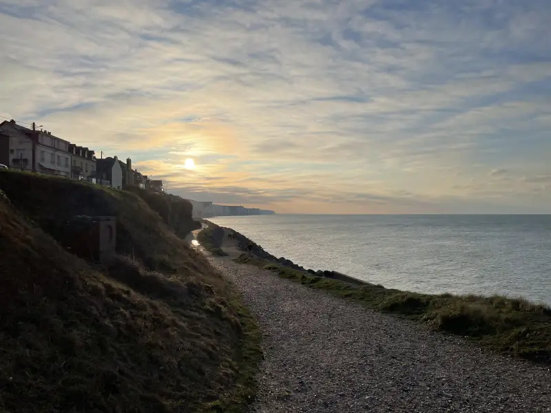 Le sentier des falaises vers Onival
